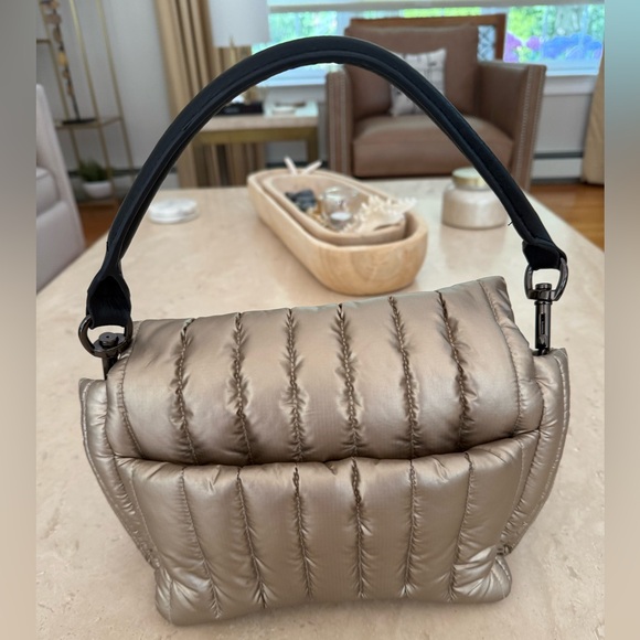 THINK ROYLN Bar Bag Pearl Gold - Picture 4 of 11